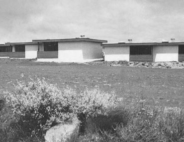 Sainte-Sigolène moderne : le village vacances Le Queyrat, Pereiller, architecte (document archives municipales)